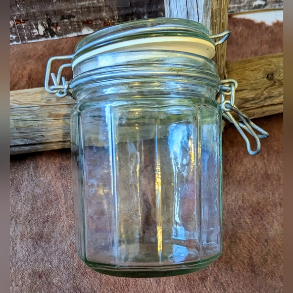 Vintage Glass Jar With Lid And Wire Clamp - Picture 2 of 13